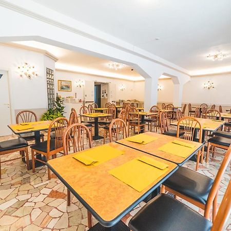 Hotel Grand Prix Соттомарина Экстерьер фото
