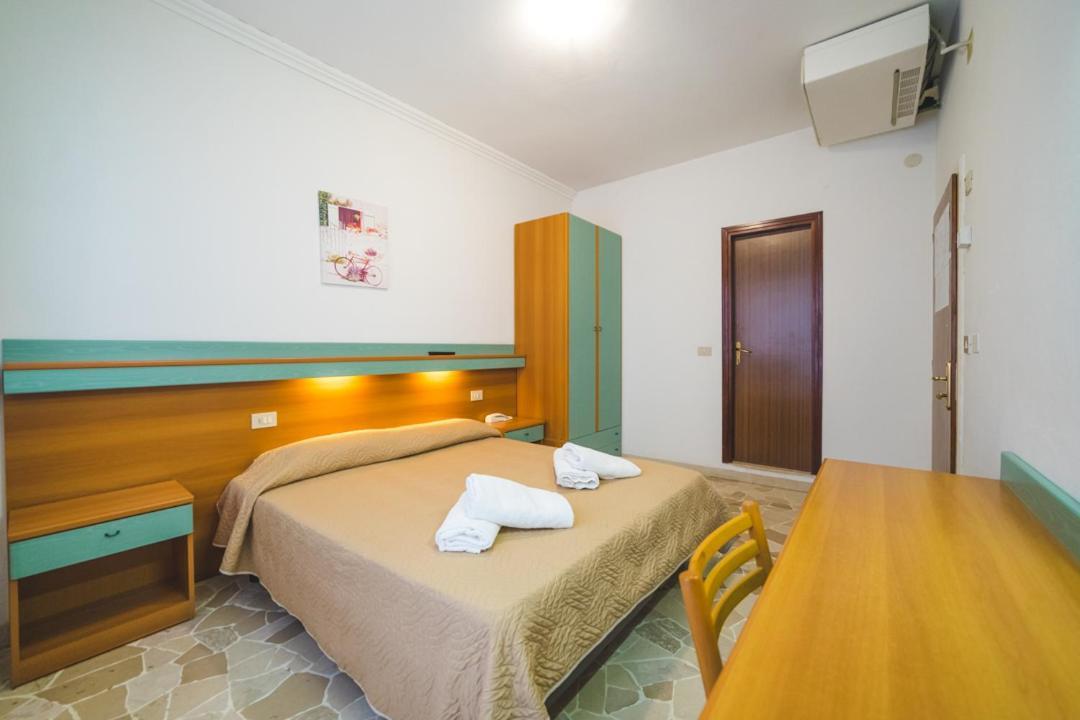 Hotel Grand Prix Соттомарина Экстерьер фото