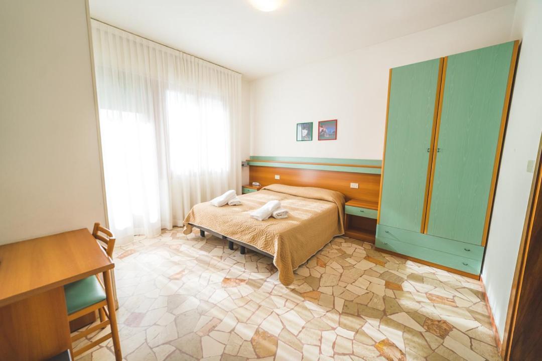 Hotel Grand Prix Соттомарина Экстерьер фото
